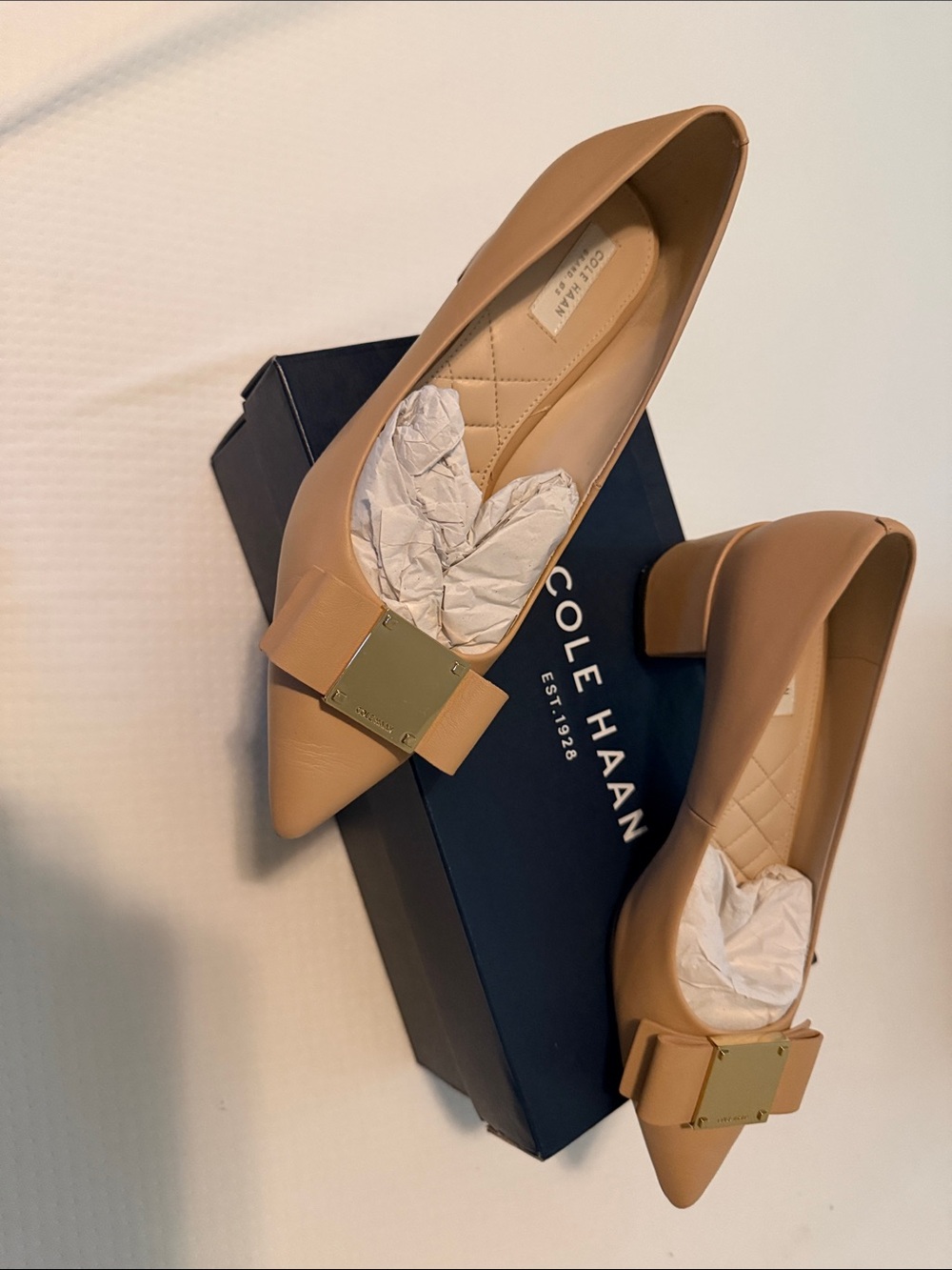 Cole Haan Tan Pointed-Toe Flats with Bow & Gold Plaque grand zero